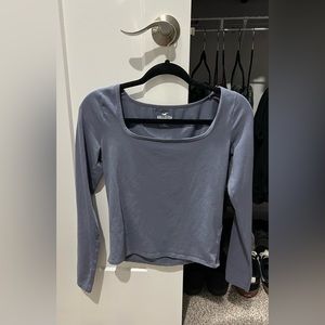 Hollister, long sleeve crop top, size M